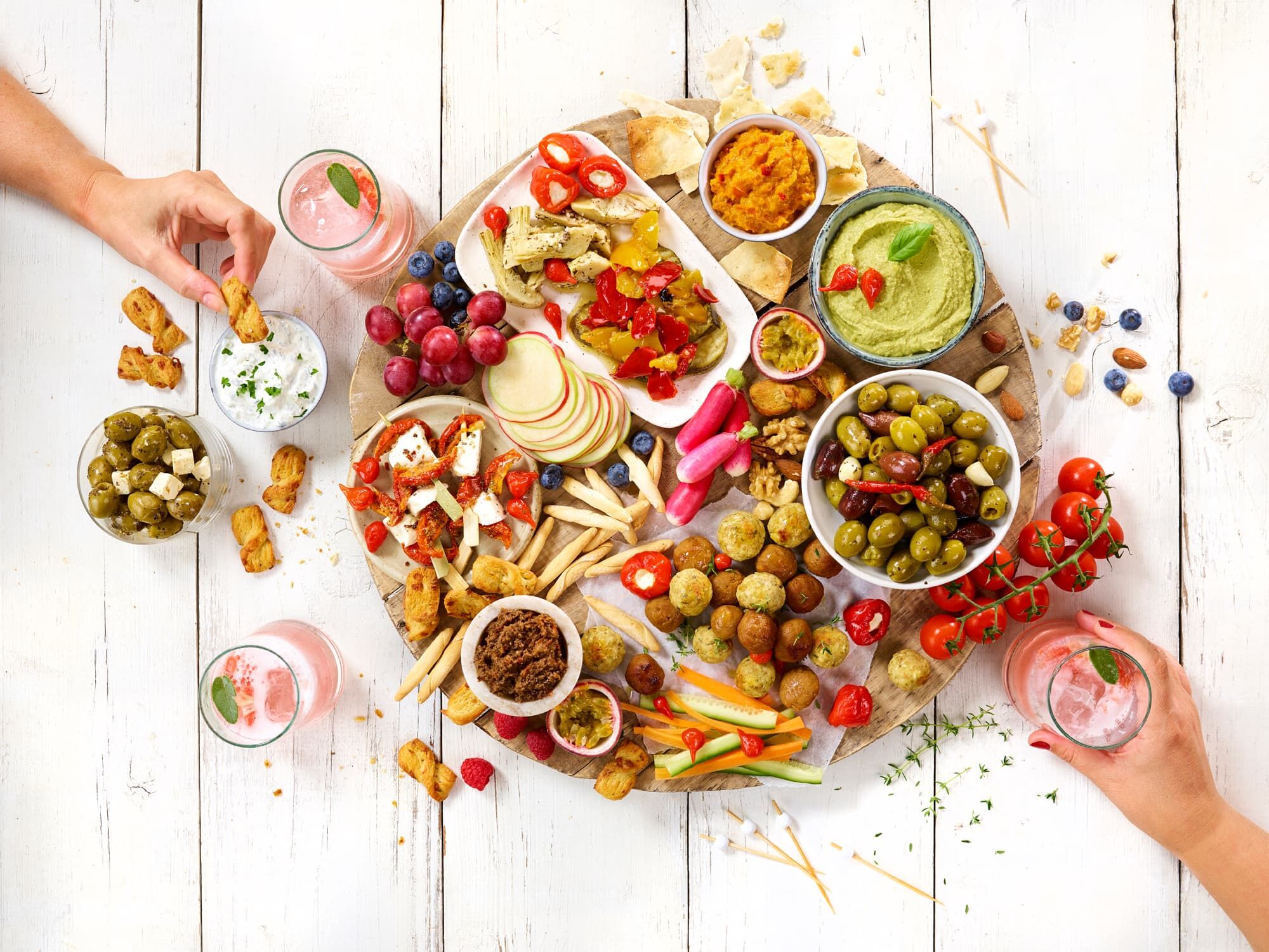 Une alternative saine, végétarienne et végétalienne à la planche à tapas.